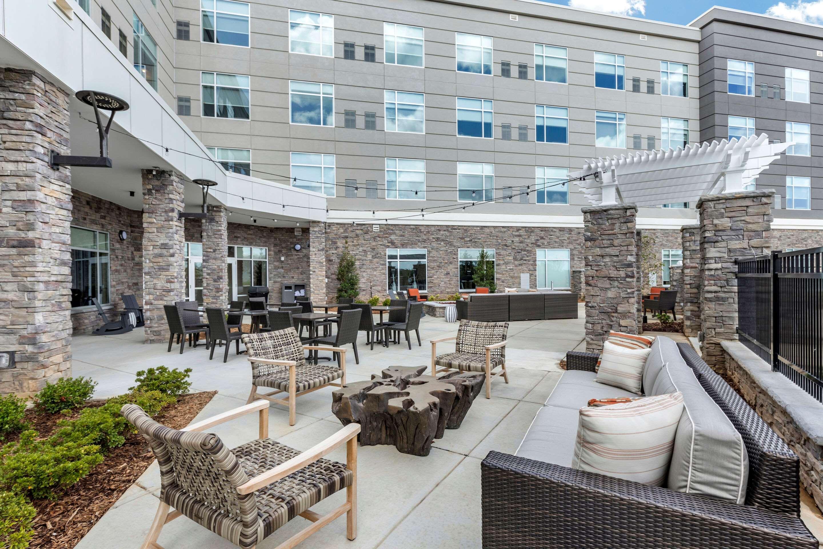 Cambria Hotel Greenville Exterior foto